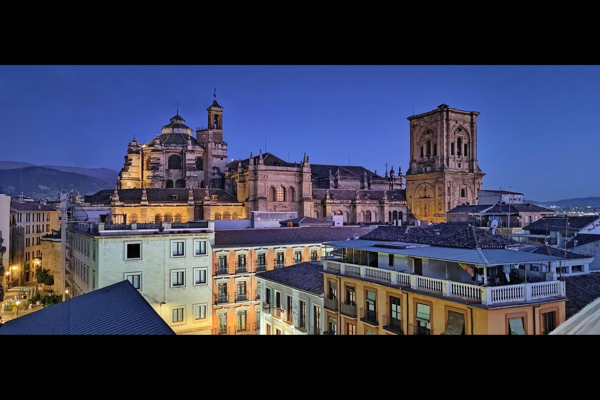 Atico Panorama Catedral Apartamento Granada Exterior foto